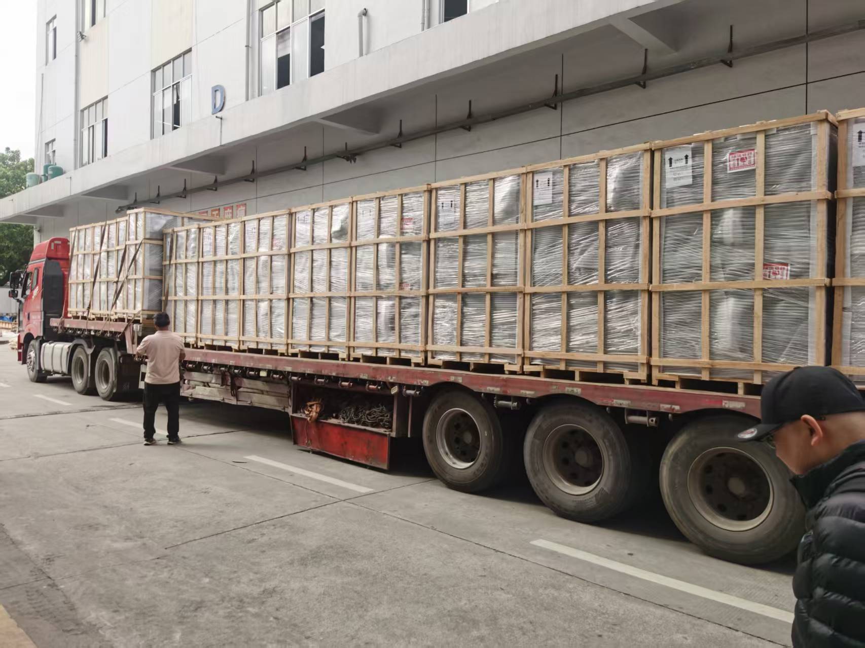 新疆恒溫恒濕柜項(xiàng)目案例：科技創(chuàng)新助力珍貴文物與精密儀器保護(hù)